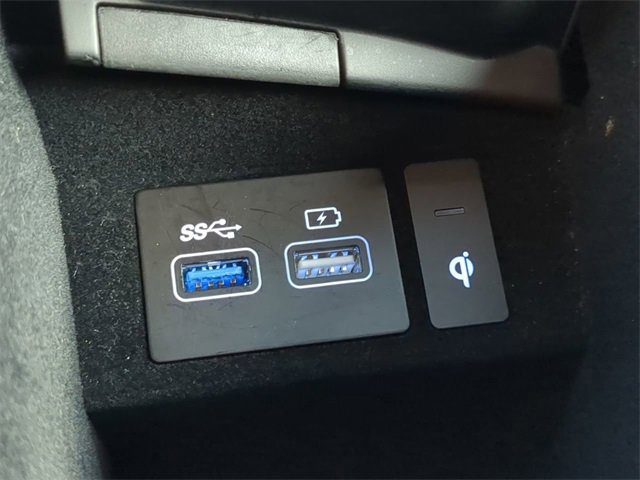 Used 2023 Genesis GV70 2.5T w/ Advanced Package image 22