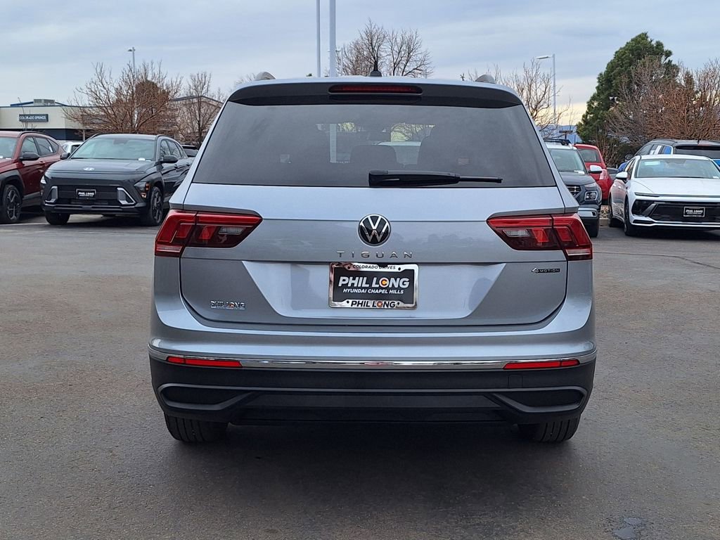 Used 2024 Volkswagen Tiguan S image 4