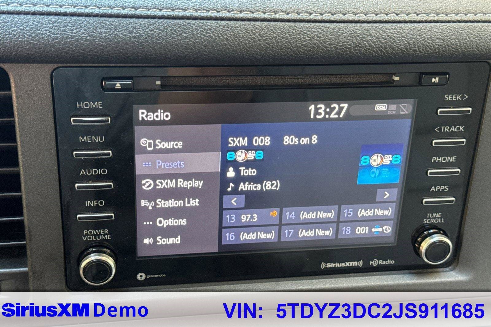 Used 2018 Toyota Sienna XLE FWD image 36