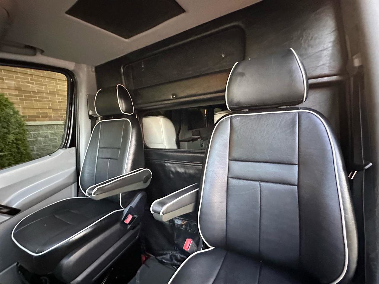 Used 2015 Mercedes-Benz Sprinter 2500 w/ Active Safety Plus Package image 33