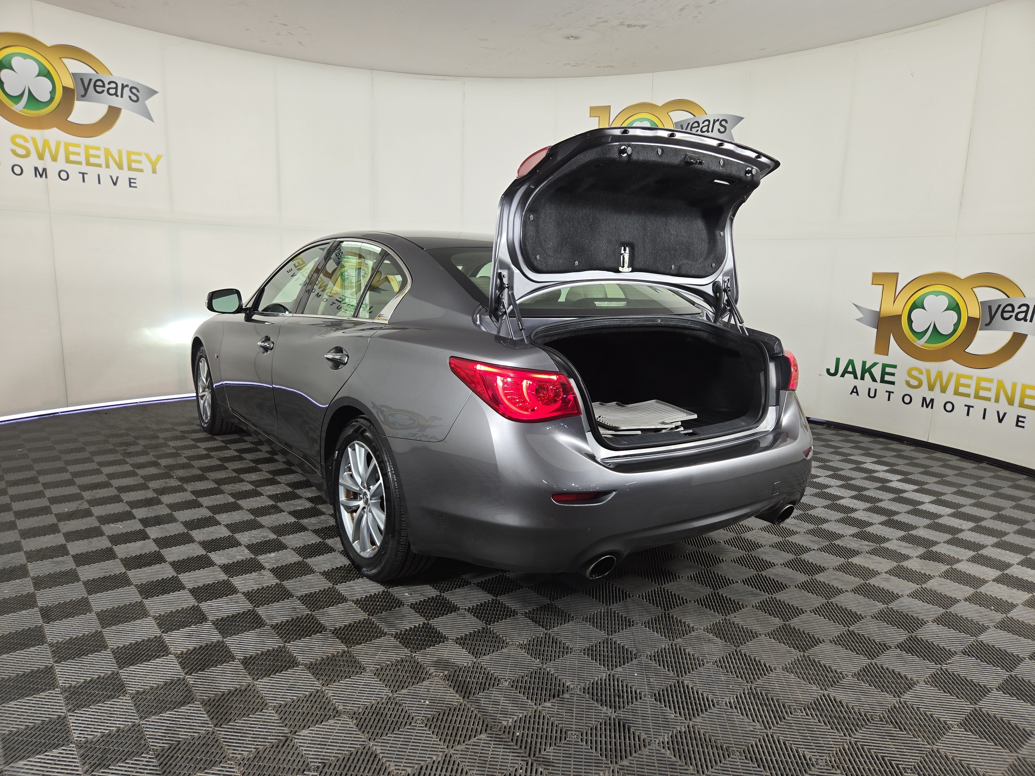 Used 2015 INFINITI Q50 Premium w/ Navigation Package AWD/4WD image 32