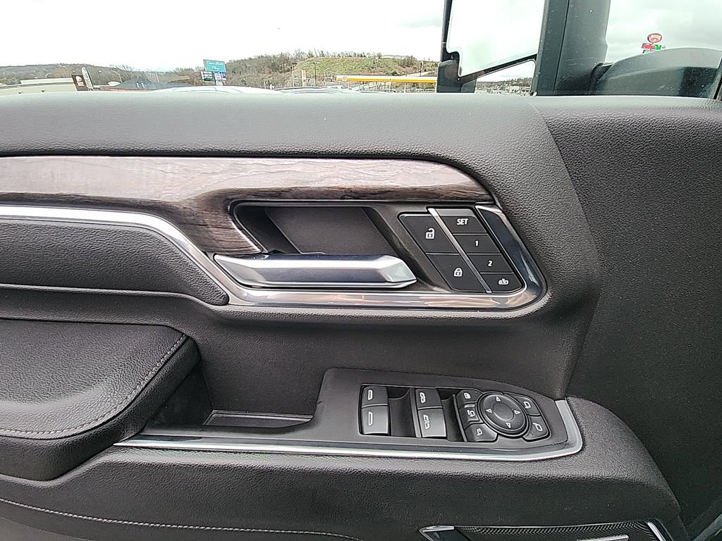 Used 2024 Chevrolet Silverado 3500 LTZ w/ LTZ Convenience Package image 14