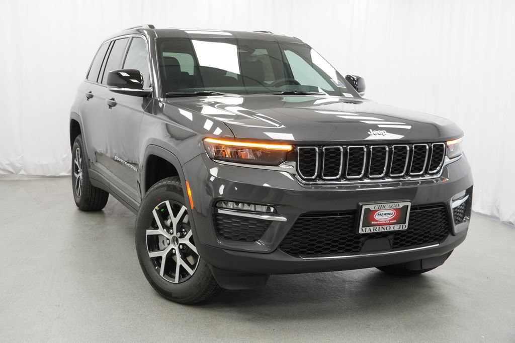 Used 2025 Jeep Grand Cherokee Limited AWD/4WD image 12