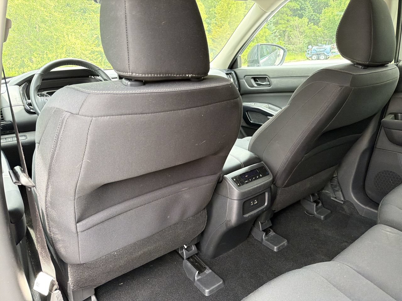 Certified 2025 Nissan Pathfinder SV FWD image 16