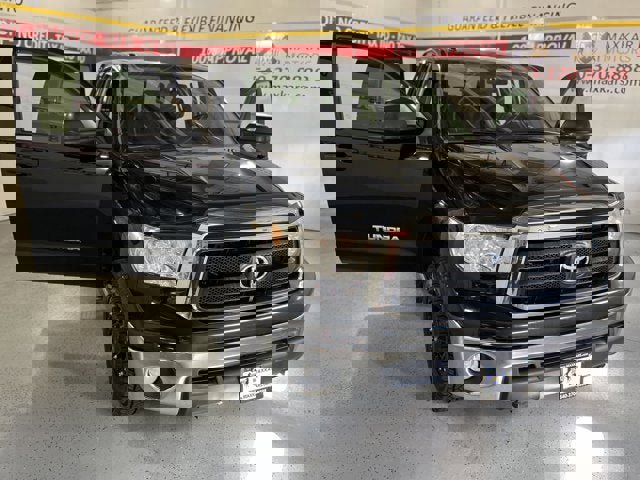 Used 2012 Toyota Tundra 4x4 Double Cab w/ Tow Pkg image 9