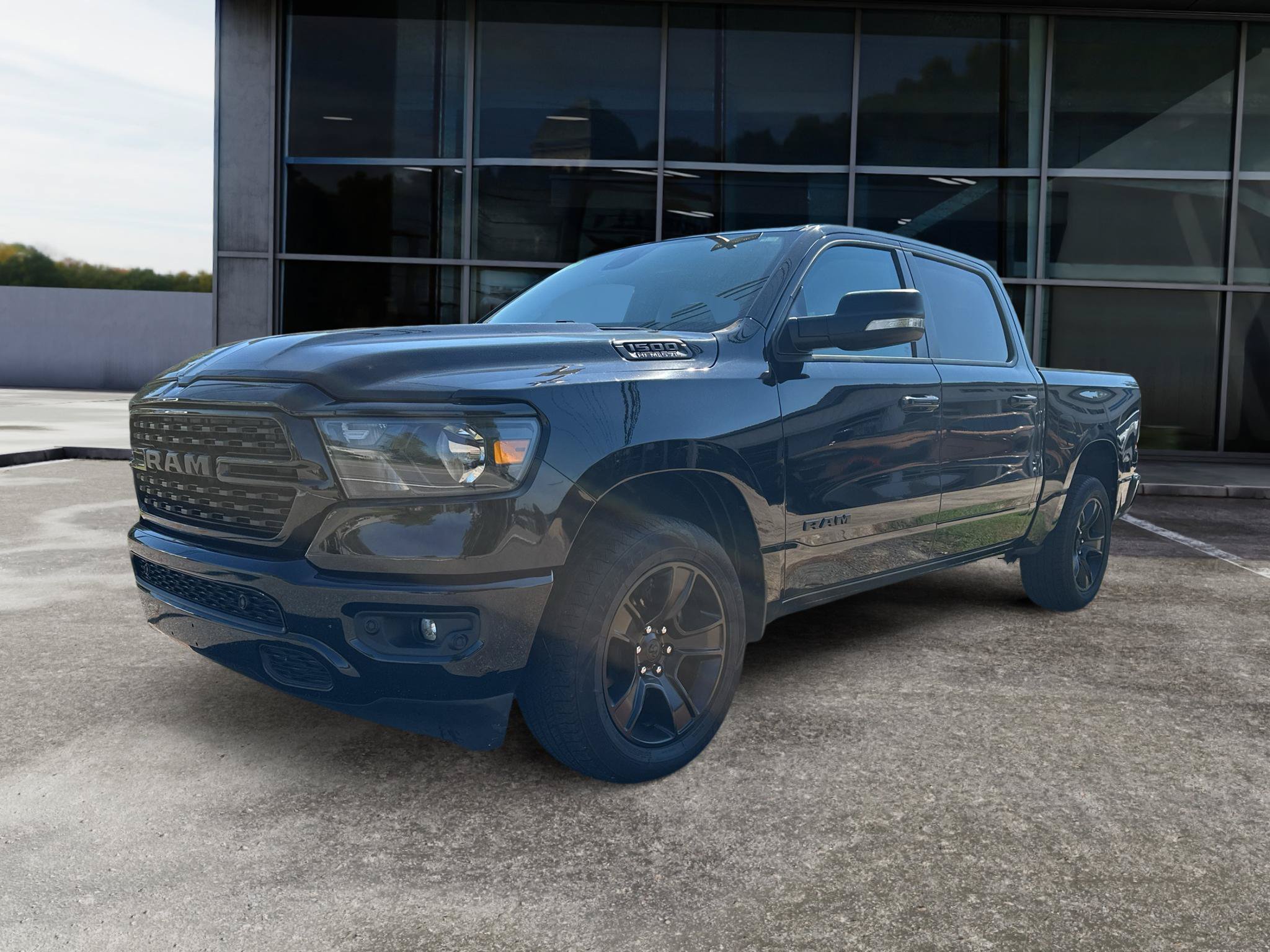 Used 2022 RAM 1500 Big Horn AWD/4WD image 3
