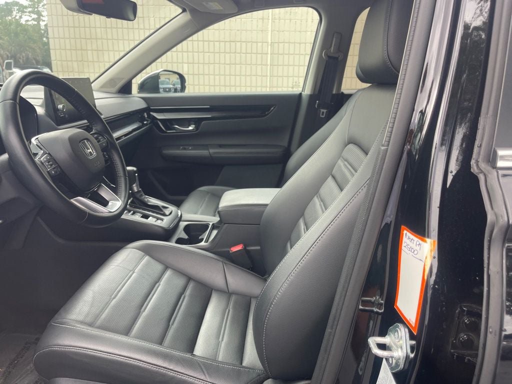 Used 2025 Honda CR-V EX-L image 12
