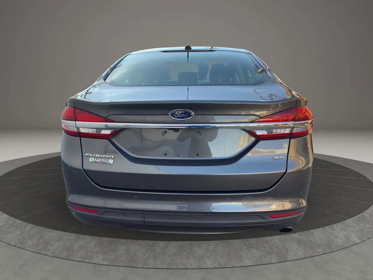 Used 2018 Ford Fusion Energi SE image 6