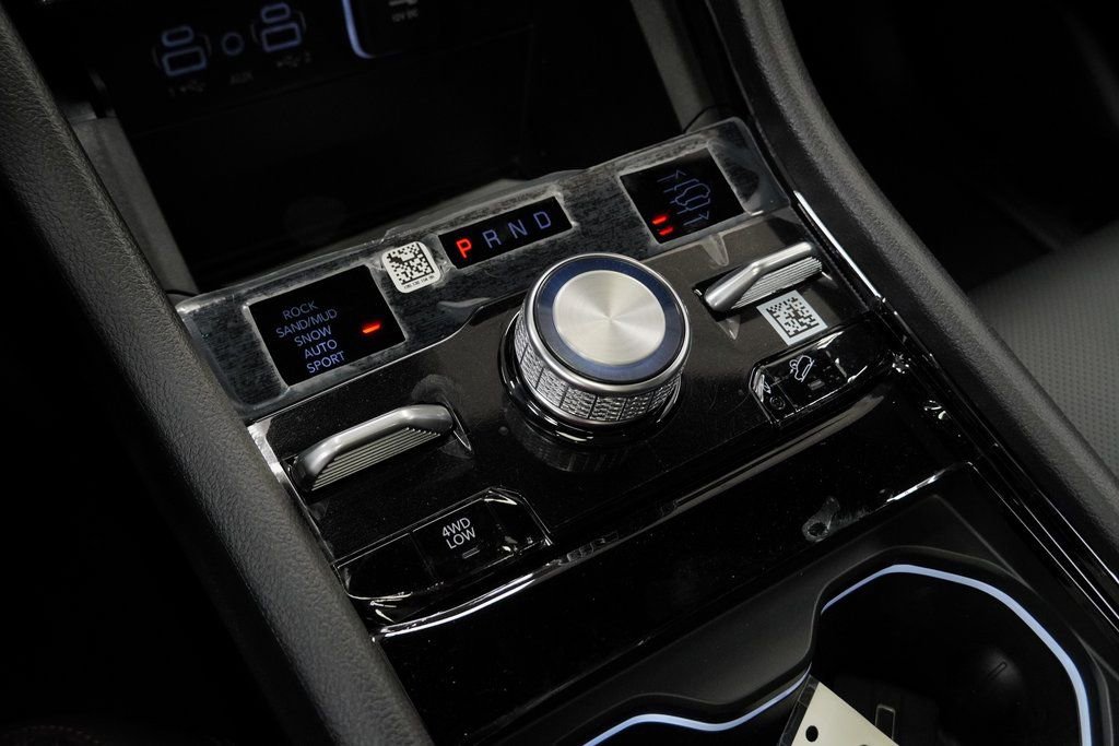 New 2025 Jeep Grand Cherokee L Summit w/ Obsidian Package image 26