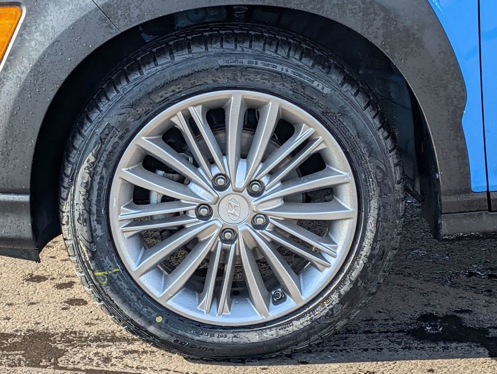 Used 2019 Hyundai Kona SEL image 13