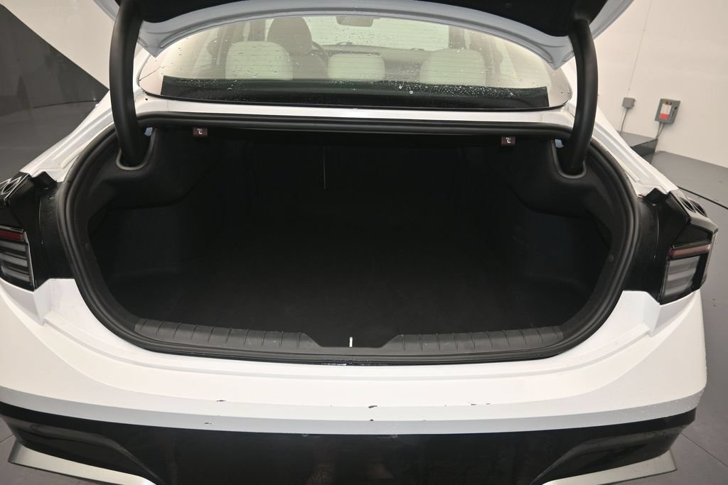 Used 2025 Hyundai Sonata SEL FWD image 25