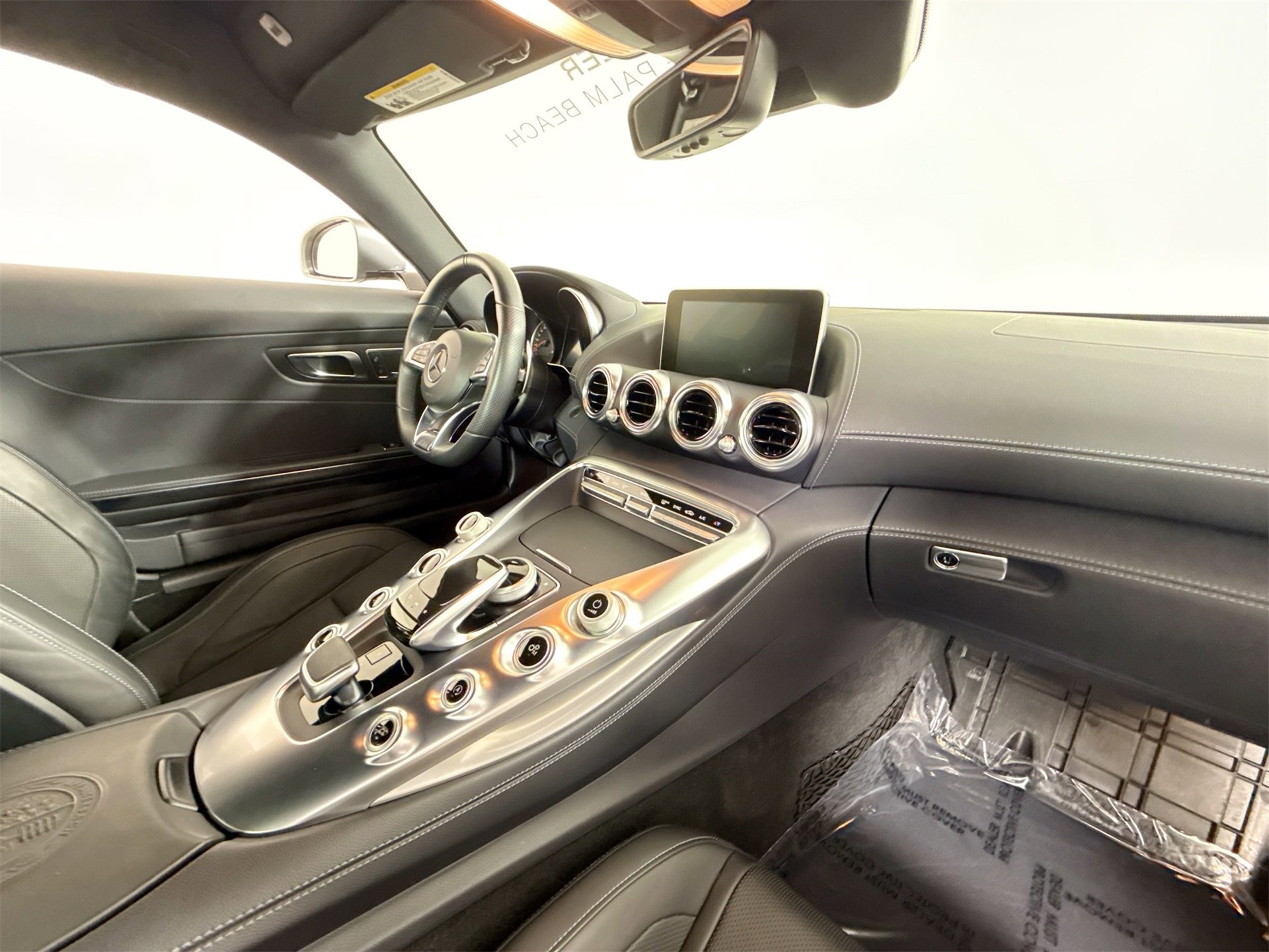 Used 2018 Mercedes-Benz AMG GT S image 23