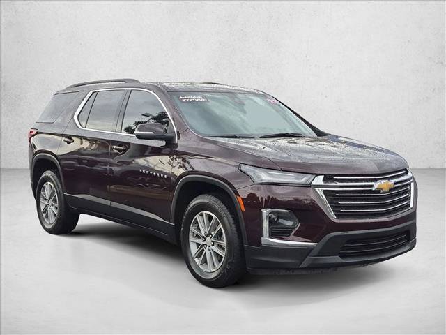 Used 2023 Chevrolet Traverse LT FWD image 2
