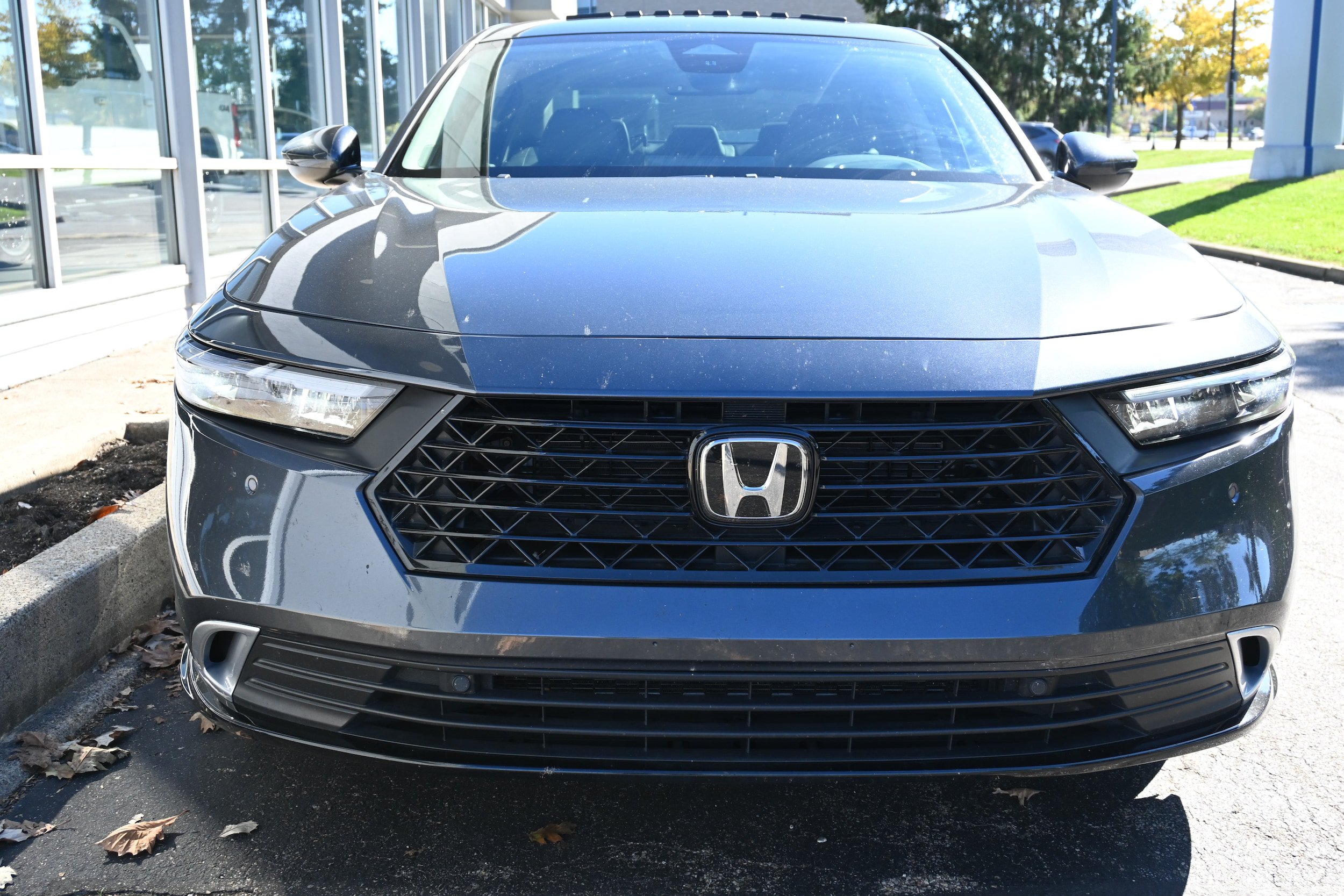Used 2023 Honda Accord Touring image 2