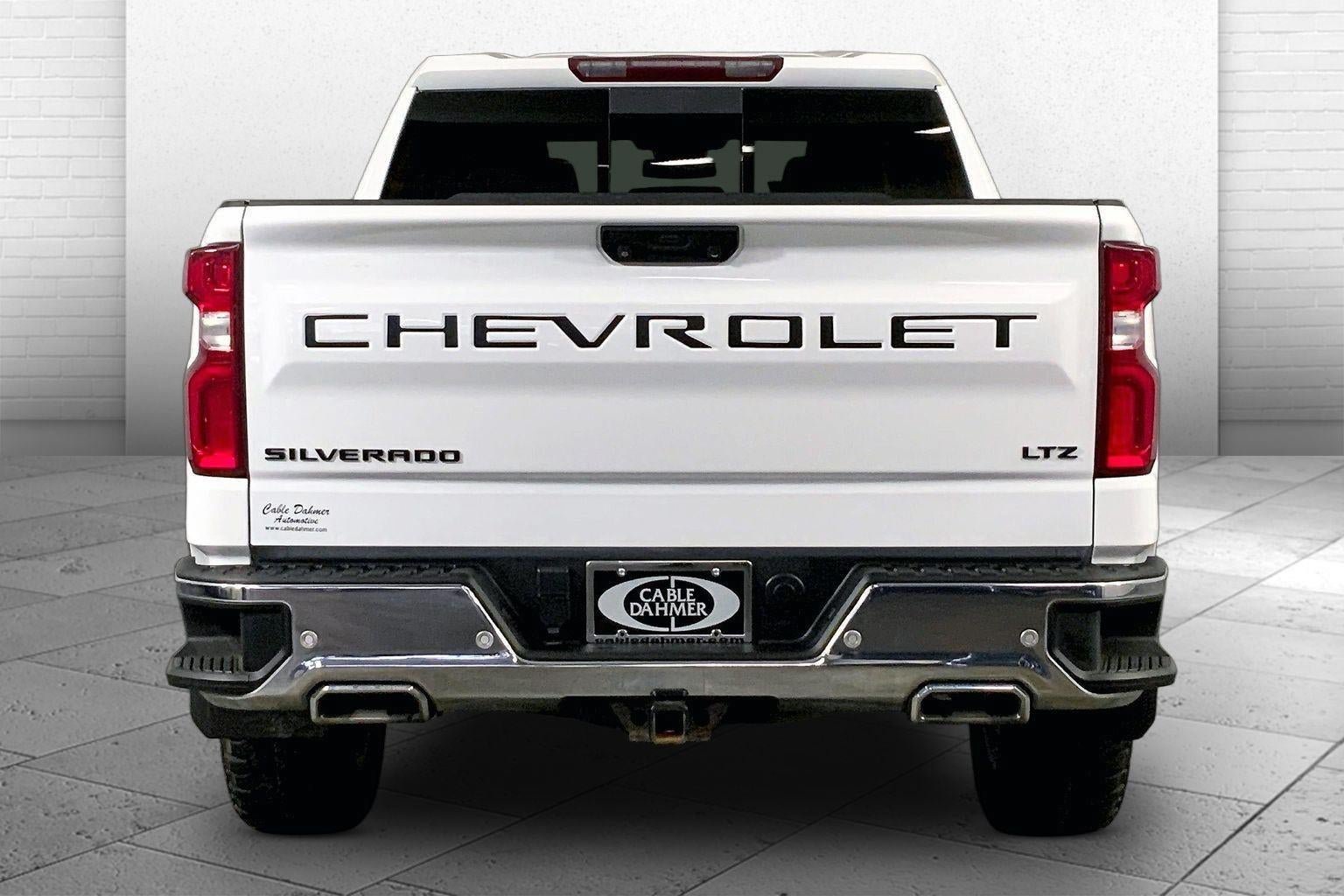 Used 2022 Chevrolet Silverado 1500 LTZ AWD/4WD image 3