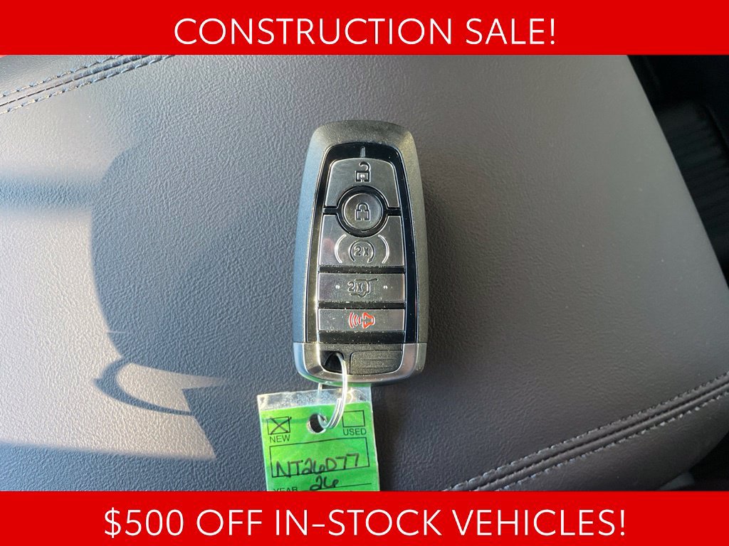 Used 2026 Ford Explorer Platinum w/ LUX Leather Package AWD/4WD image 26