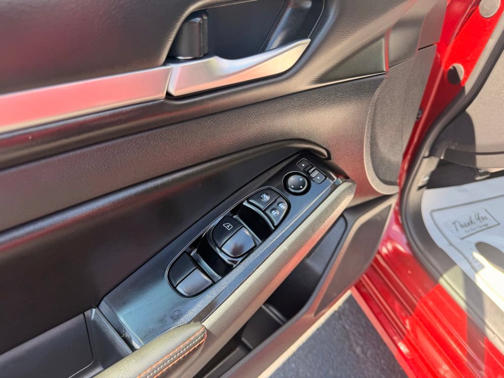 Used 2024 Nissan Altima 2.5 SR FWD image 28
