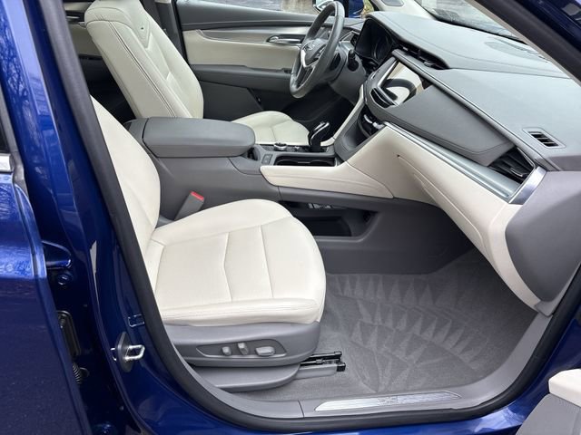 Used 2023 Cadillac XT5 Premium Luxury image 26