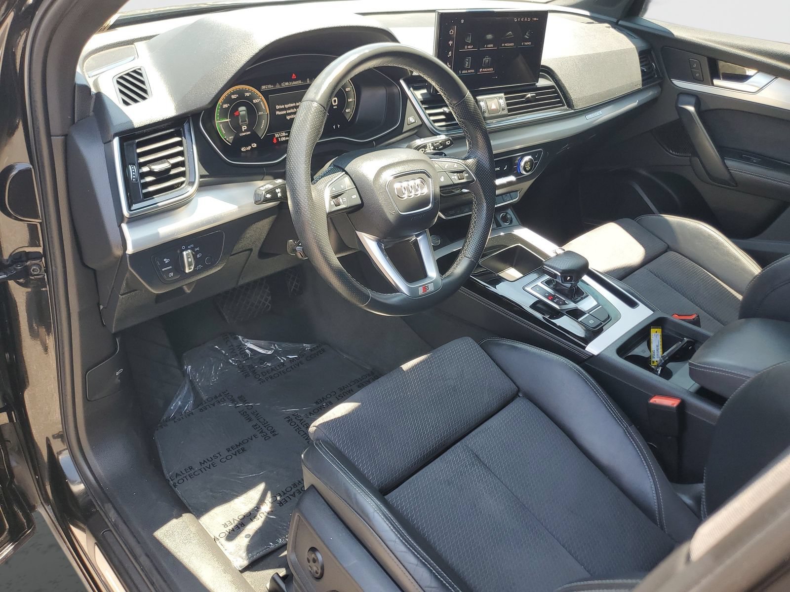 Used 2023 Audi Q5 e Premium Plus w/ Premium Plus Package AWD/4WD image 18