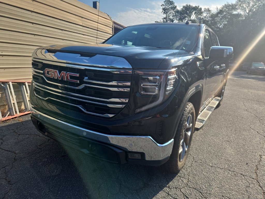 Certified 2025 GMC Sierra 1500 SLT w/ SLT Premium Plus Package AWD/4WD image 2