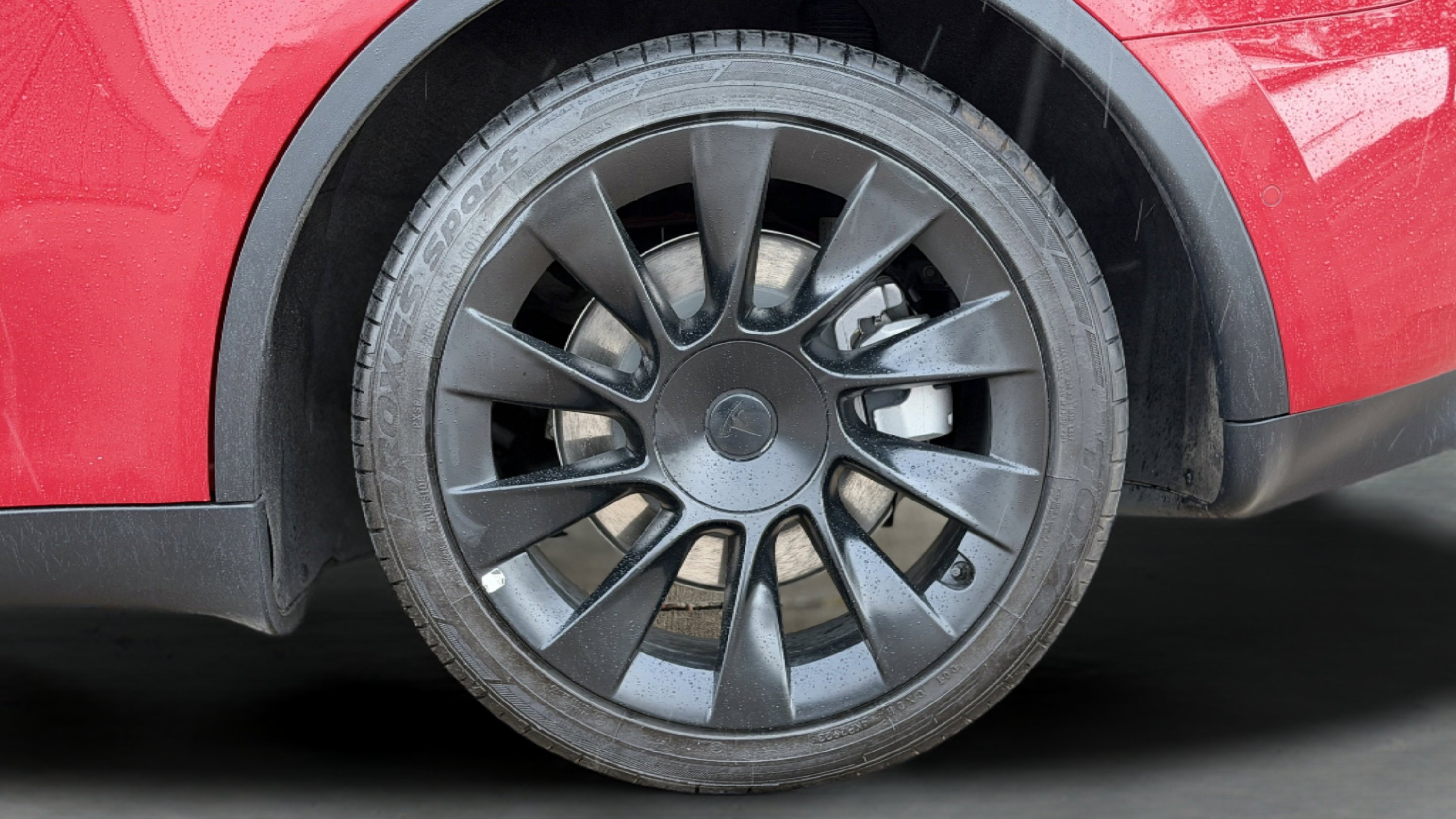 Used 2021 Tesla Model Y Long Range image 15