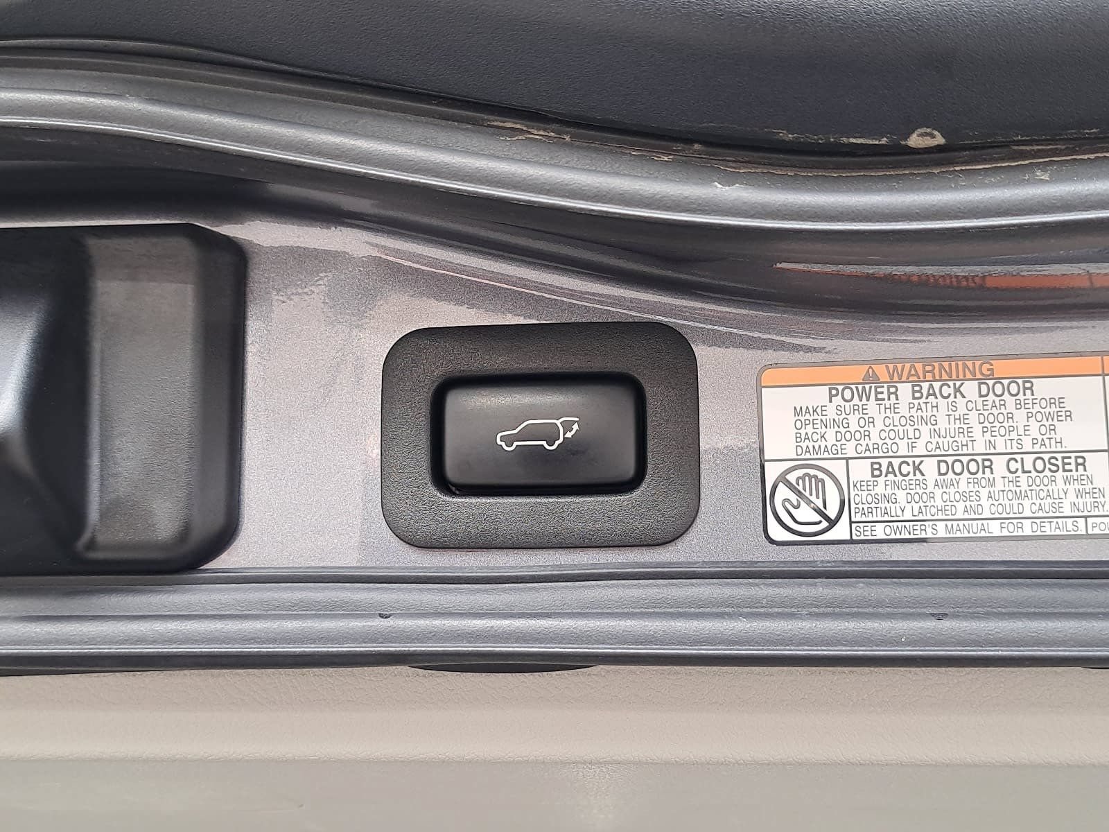 Used 2019 Lexus LX 570 4WD w/ Luxury Package image 15