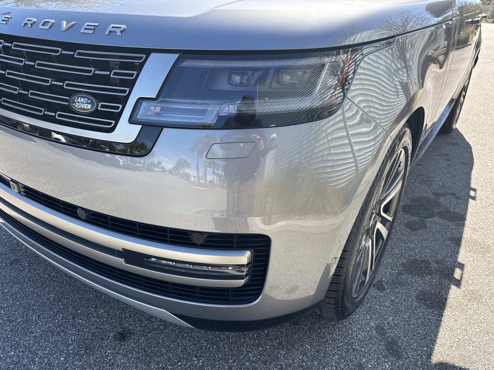 Certified 2023 Land Rover Range Rover SE AWD/4WD image 9