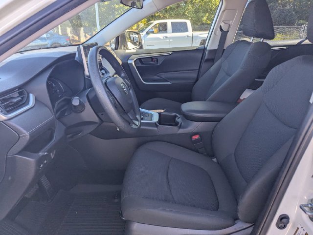 Certified 2025 Toyota RAV4 LE AWD/4WD image 19