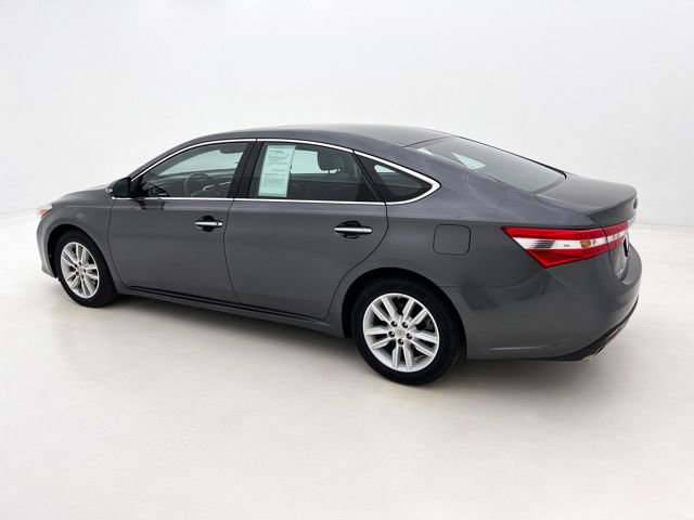 Used 2014 Toyota Avalon XLE Premium image 10