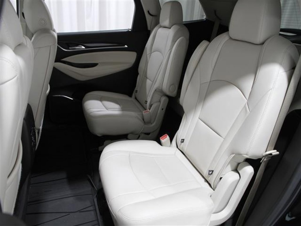 Used 2023 Buick Enclave Essence w/ Experience Buick Package image 21