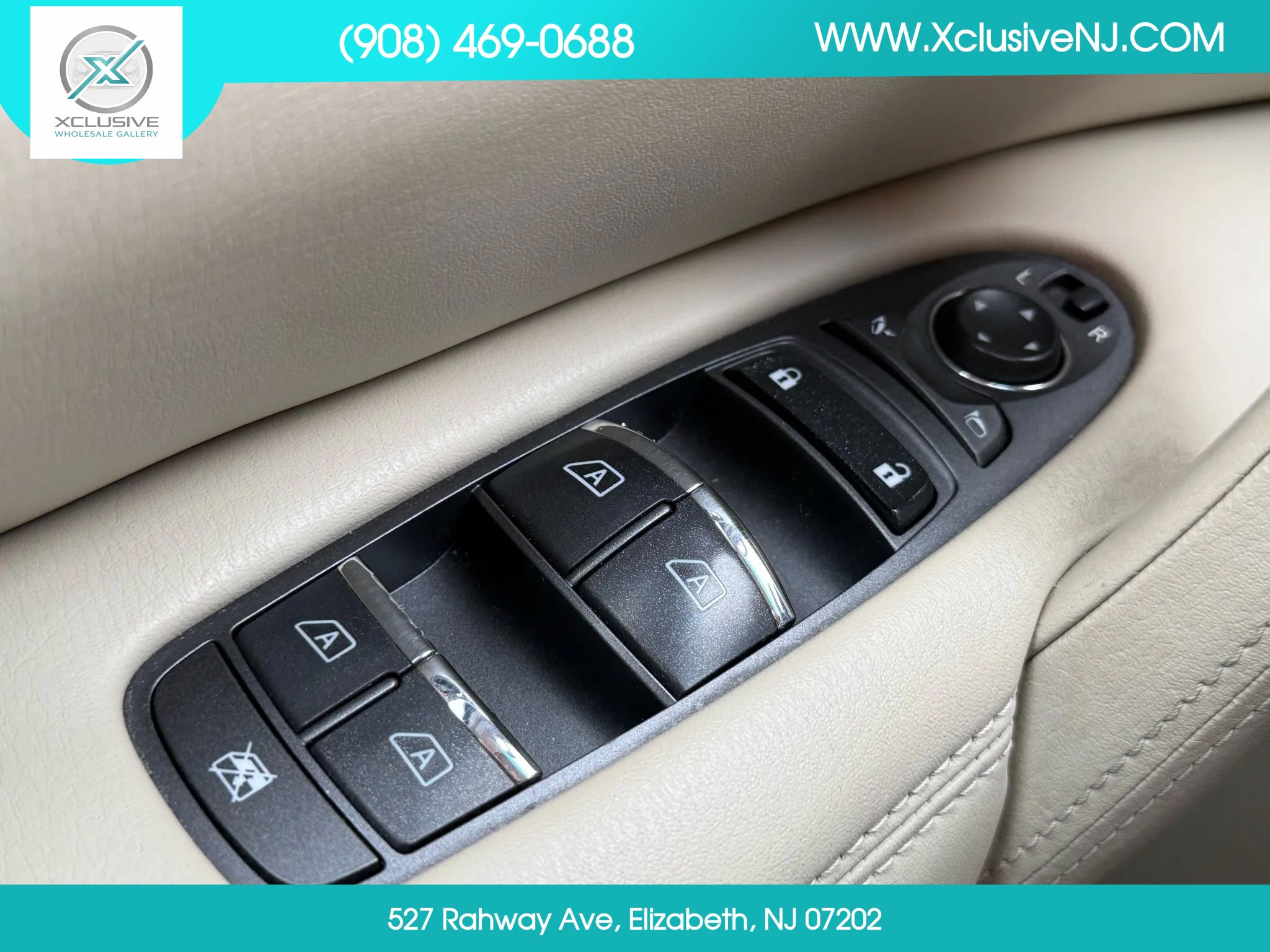 Used 2017 INFINITI QX80 4WD w/ Deluxe Technology Package image 21