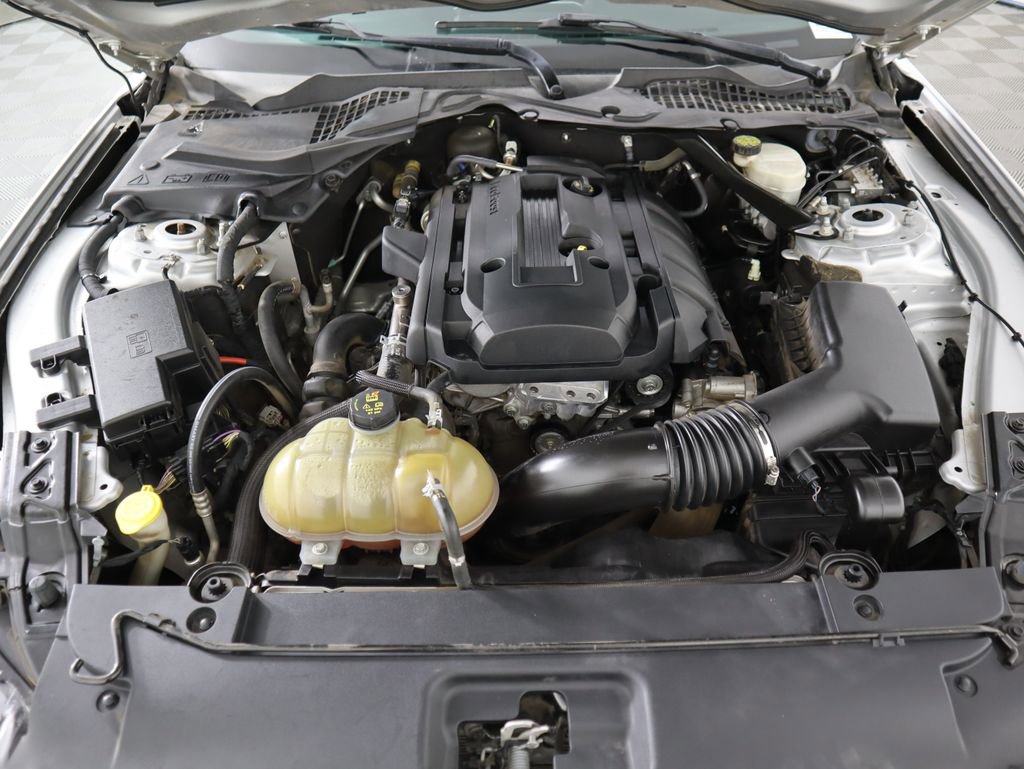 Used 2016 Ford Mustang Premium image 35