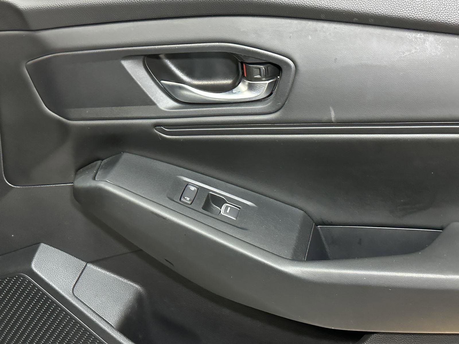 Used 2024 Honda Accord EX image 38