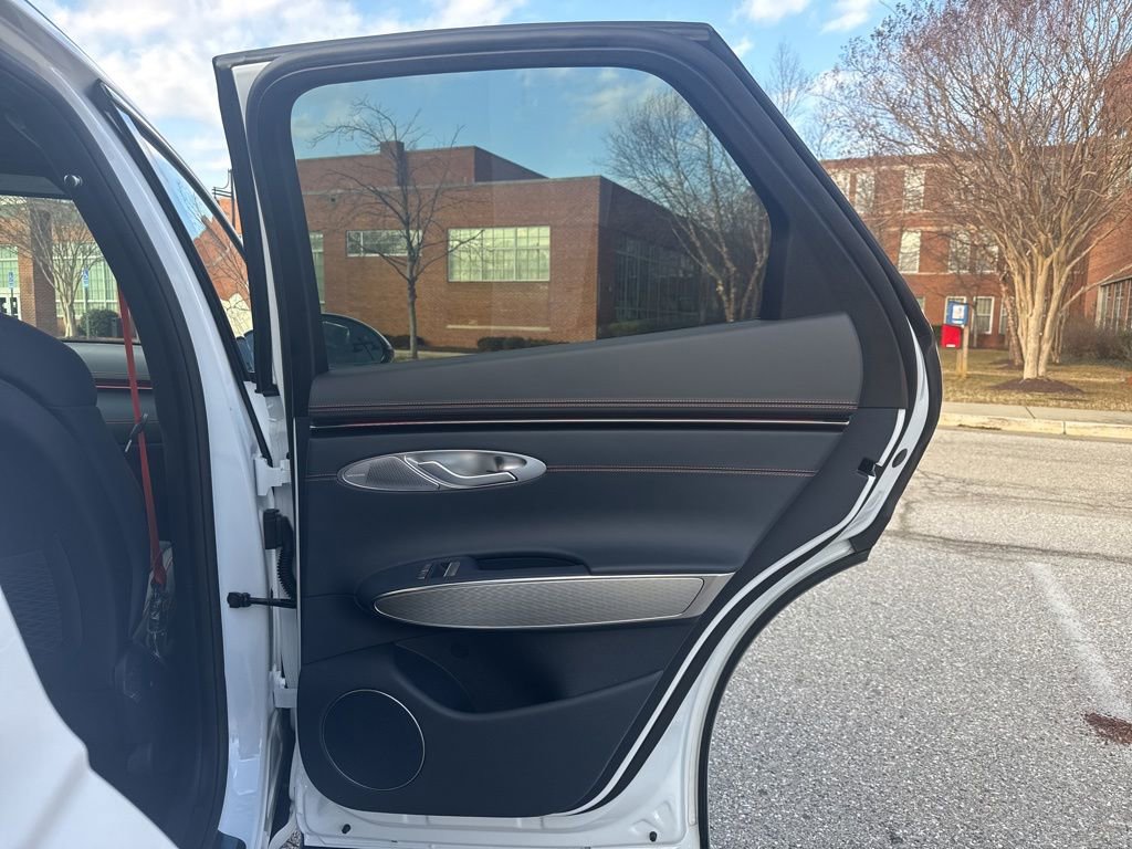 New 2026 Genesis GV70 2.5T Sport Prestige AWD/4WD image 32