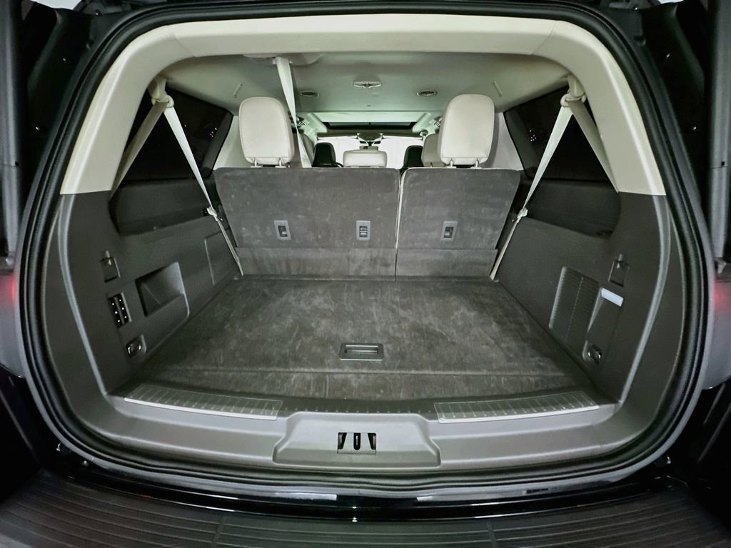 Used 2022 Lincoln Navigator L Reserve w/ Monochromatic Package image 34