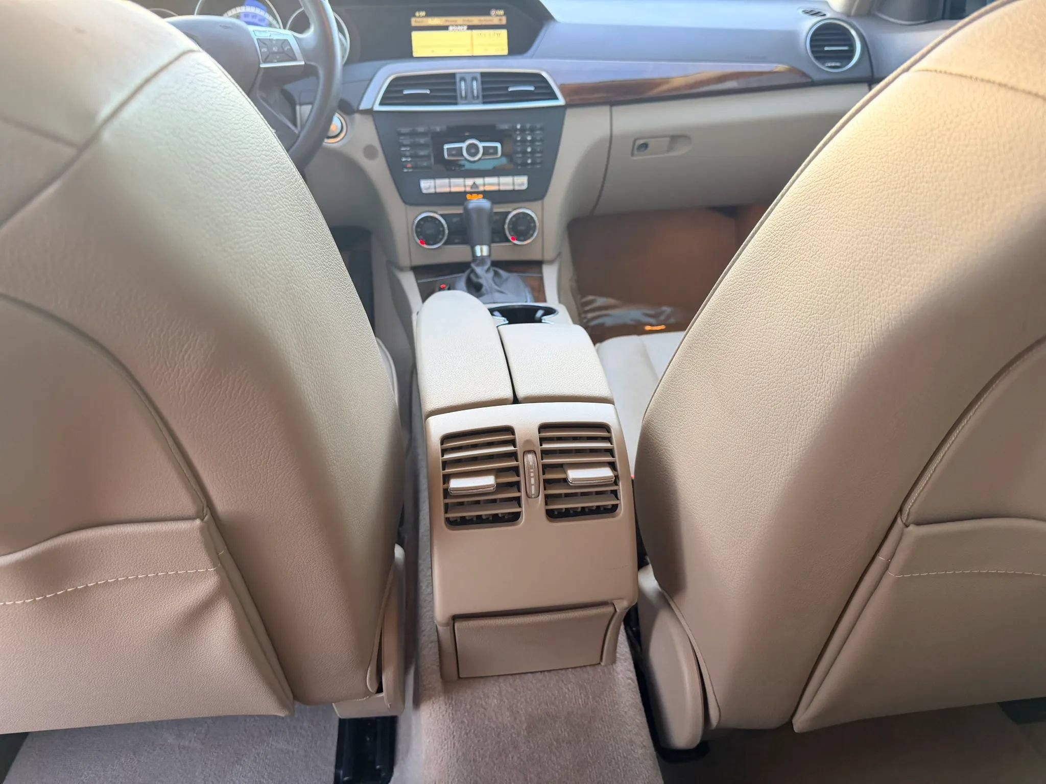 Used 2012 Mercedes-Benz C 250 Sedan image 11