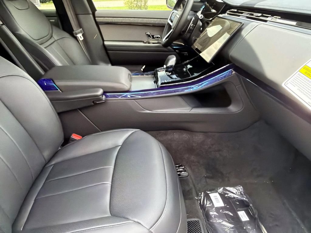 New 2026 Land Rover Range Rover Sport SE AWD/4WD image 10