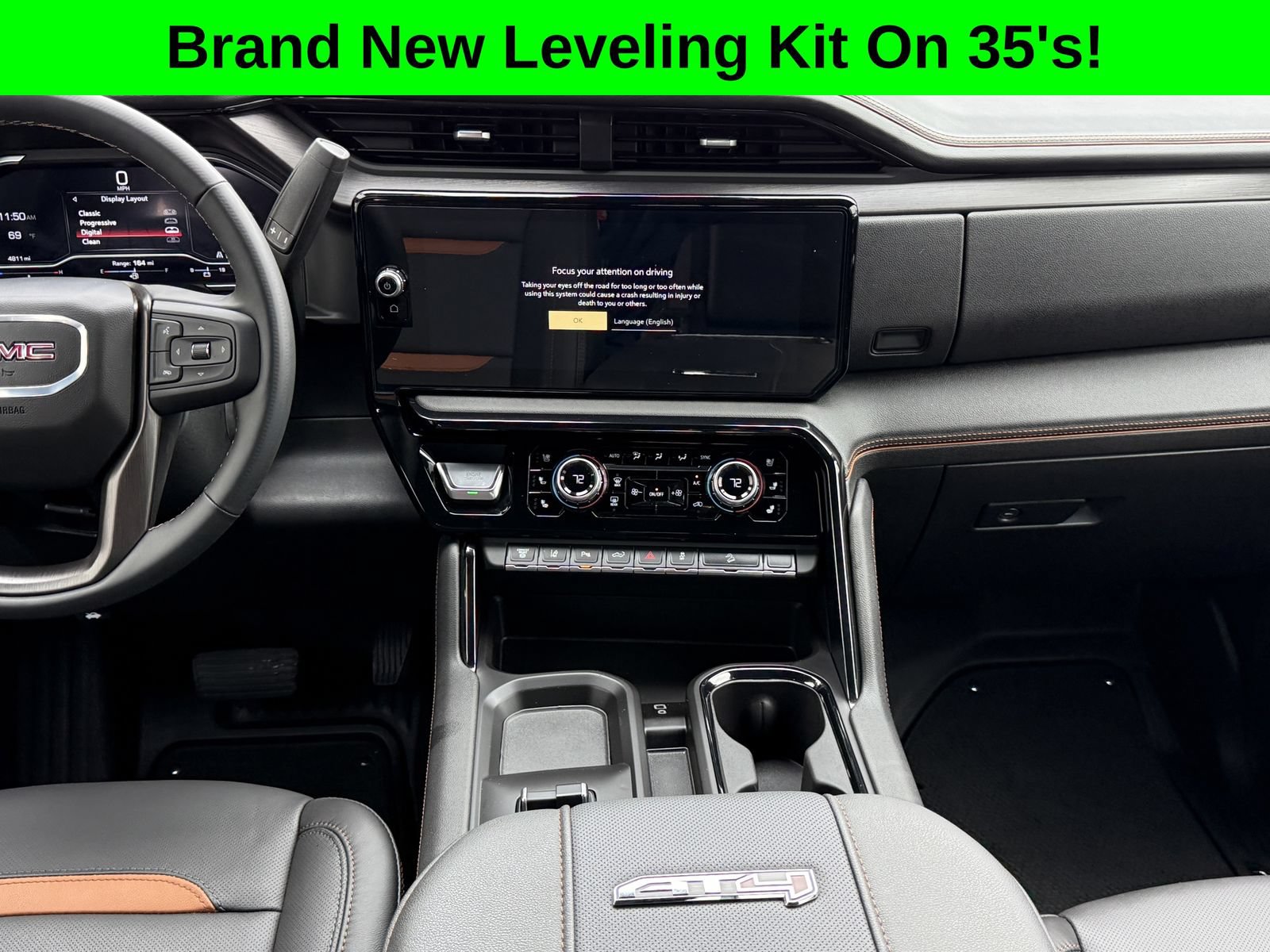 Used 2025 GMC Sierra 2500 AT4 w/ AT4 Premium Plus Package AWD/4WD image 19