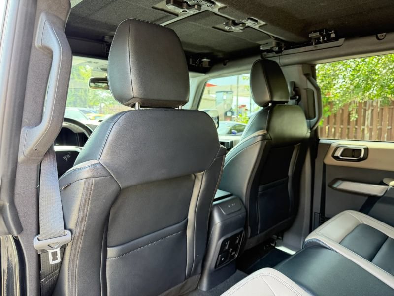 Used 2023 Ford Bronco Wildtrak AWD/4WD image 17