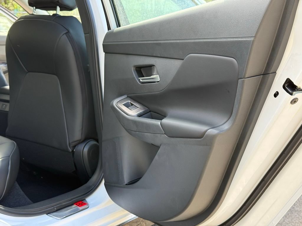 New 2026 Nissan Sentra SR w/ SR Premium Package FWD image 25