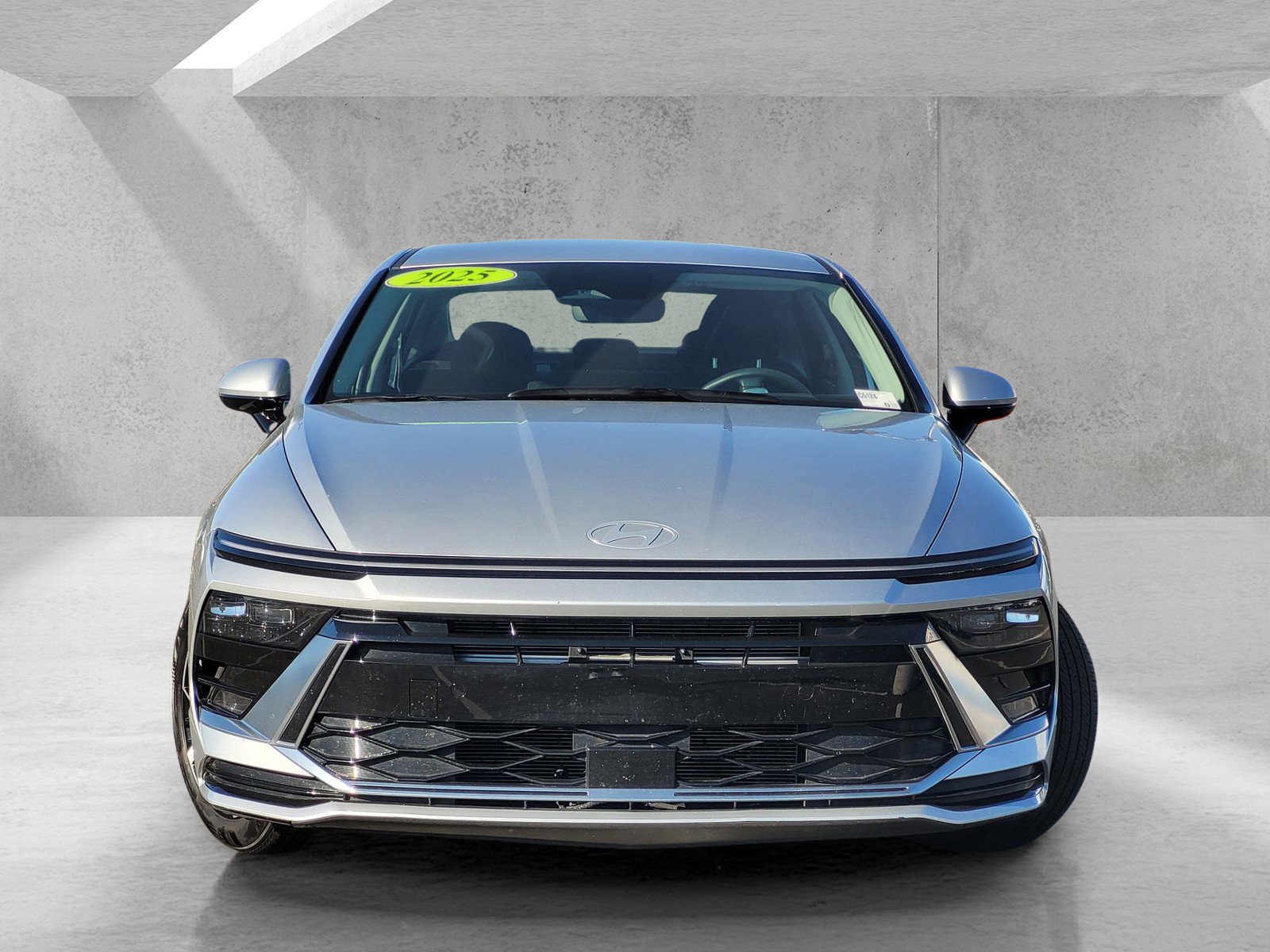 Used 2025 Hyundai Sonata SEL image 2