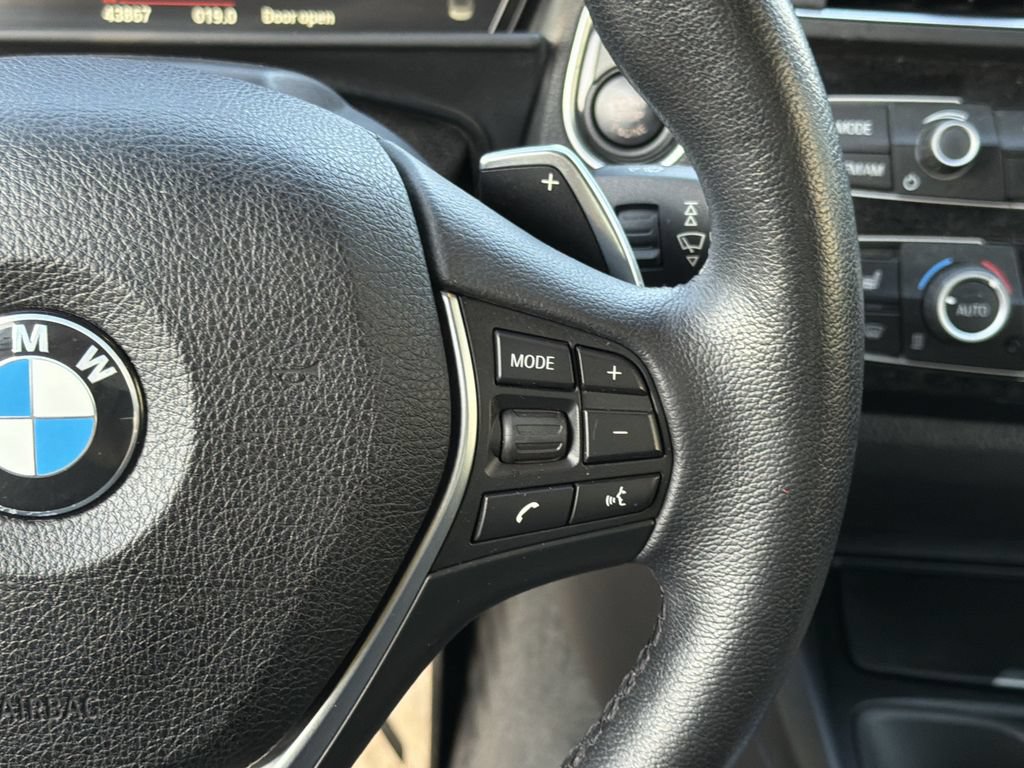 Used 2017 BMW 230i Convertible RWD image 21