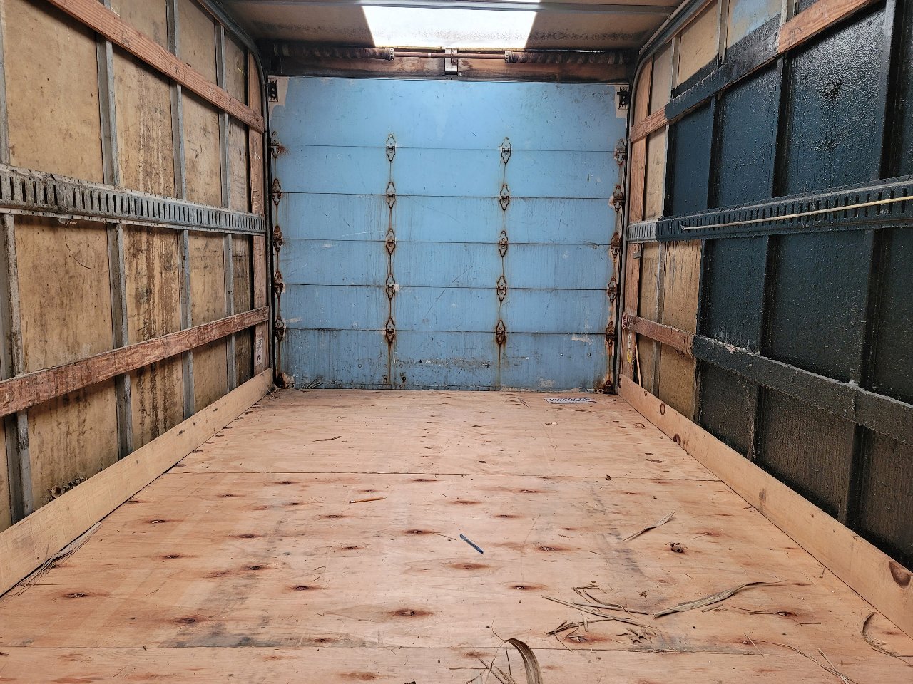 Used 2017 Ford E-350 and Econoline 350 Super Duty w/ Power Windows & Locks Group image 11