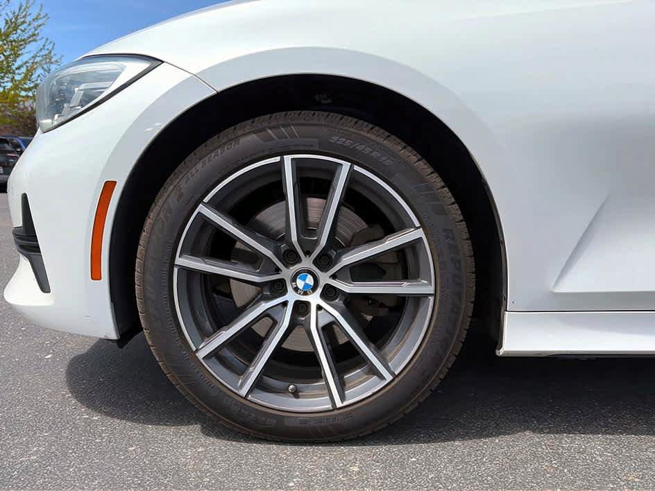 Used 2021 BMW 330i xDrive Sedan AWD/4WD image 10