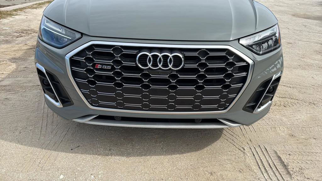 Used 2021 Audi SQ5 Premium Plus w/ Premium Plus Package image 4