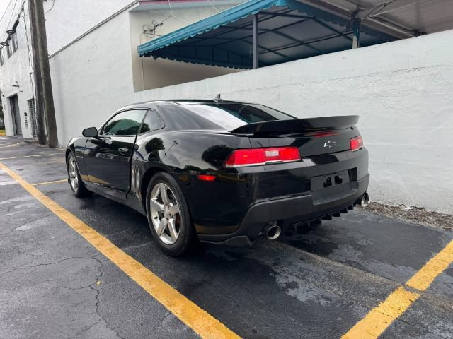 Used 2015 Chevrolet Camaro LT w/ 1LT Preferred Package RWD image 3