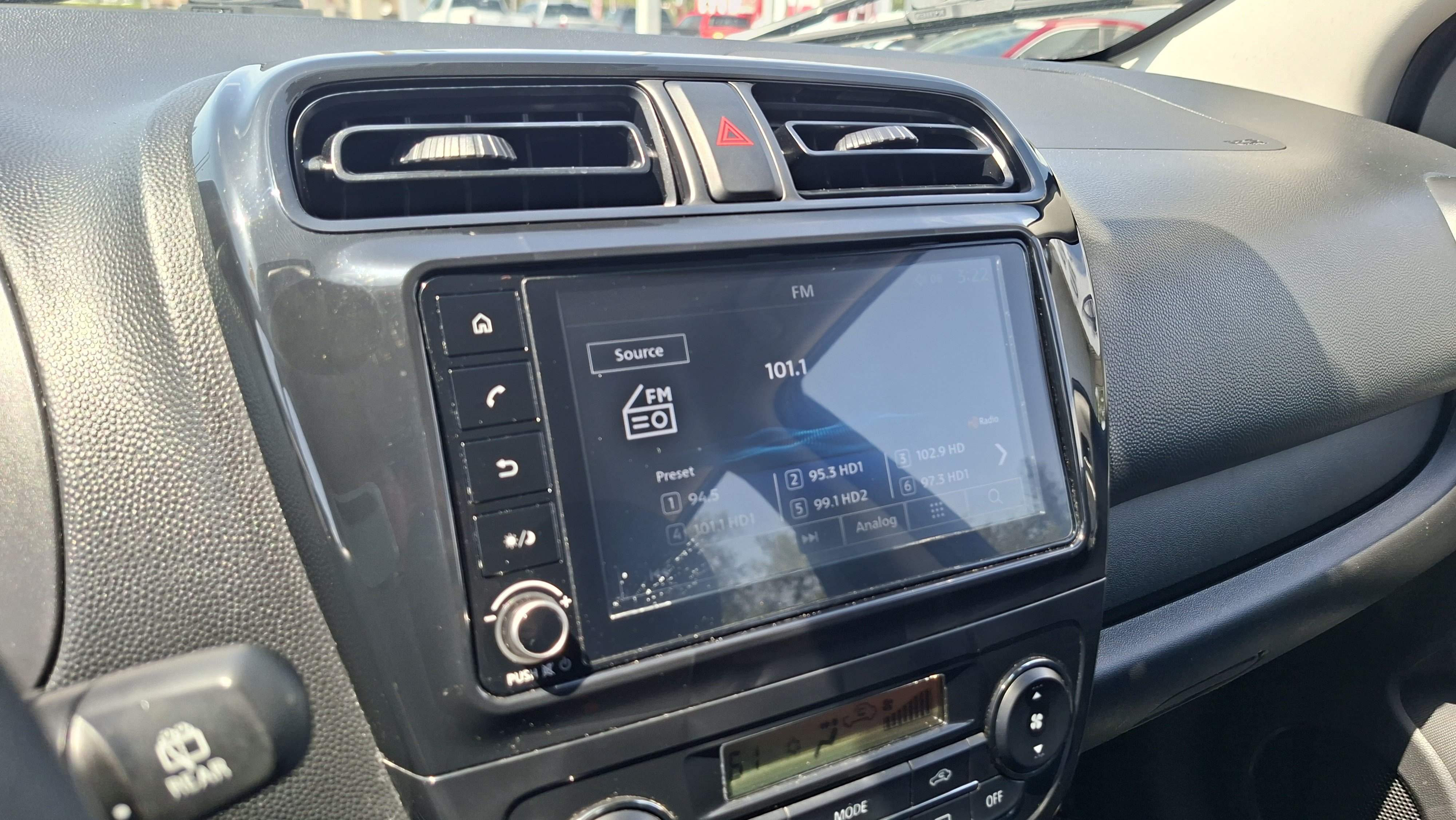 Used 2024 Mitsubishi Mirage ES FWD image 14