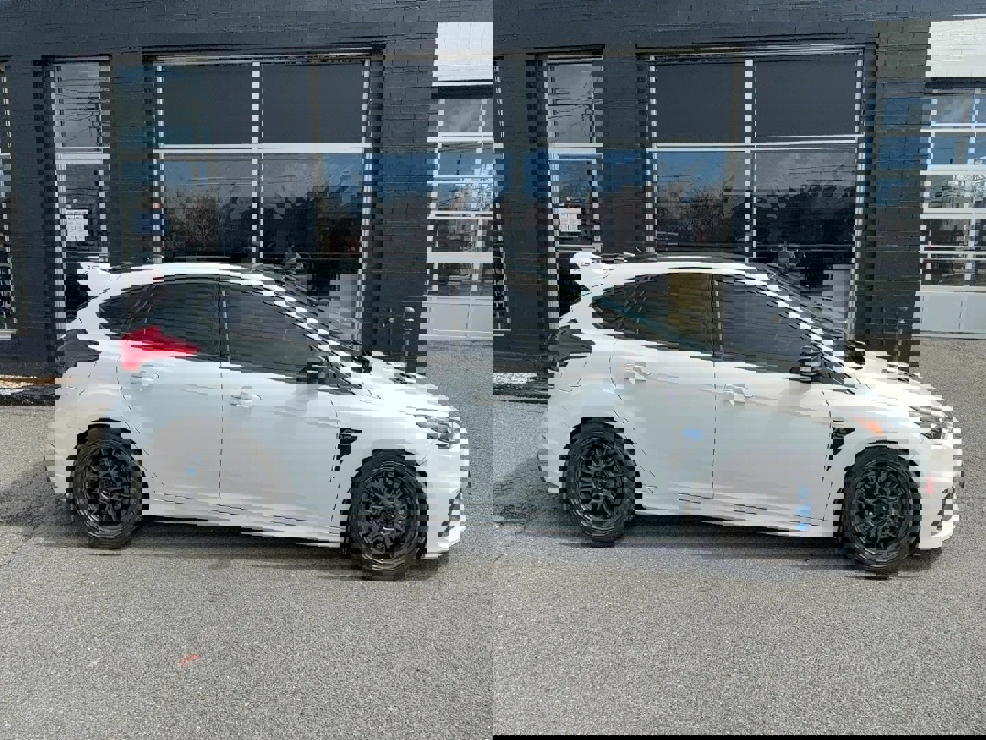 Used 2017 Ford Focus RS image 9