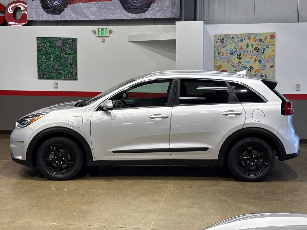 Used 2019 Kia Niro EX Premium w/ Sunroof Package FWD image 5