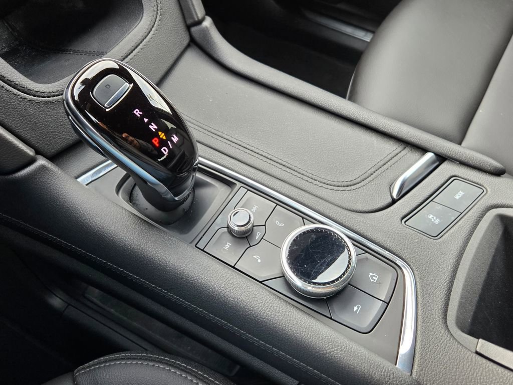 Used 2022 Cadillac XT5 Luxury image 28